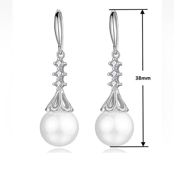 New Sterling Silver White Sapphire Cultured Pearl Earrings - Picture 6 of 6